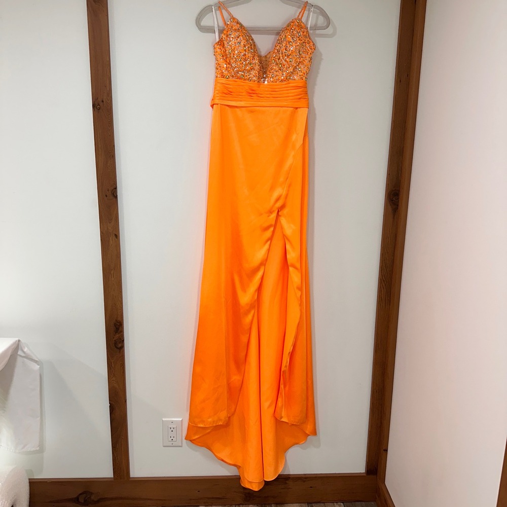 Liz Fields Embellished Formal Gown Women‎ 8 Orange Beaded Wedding Homecoming